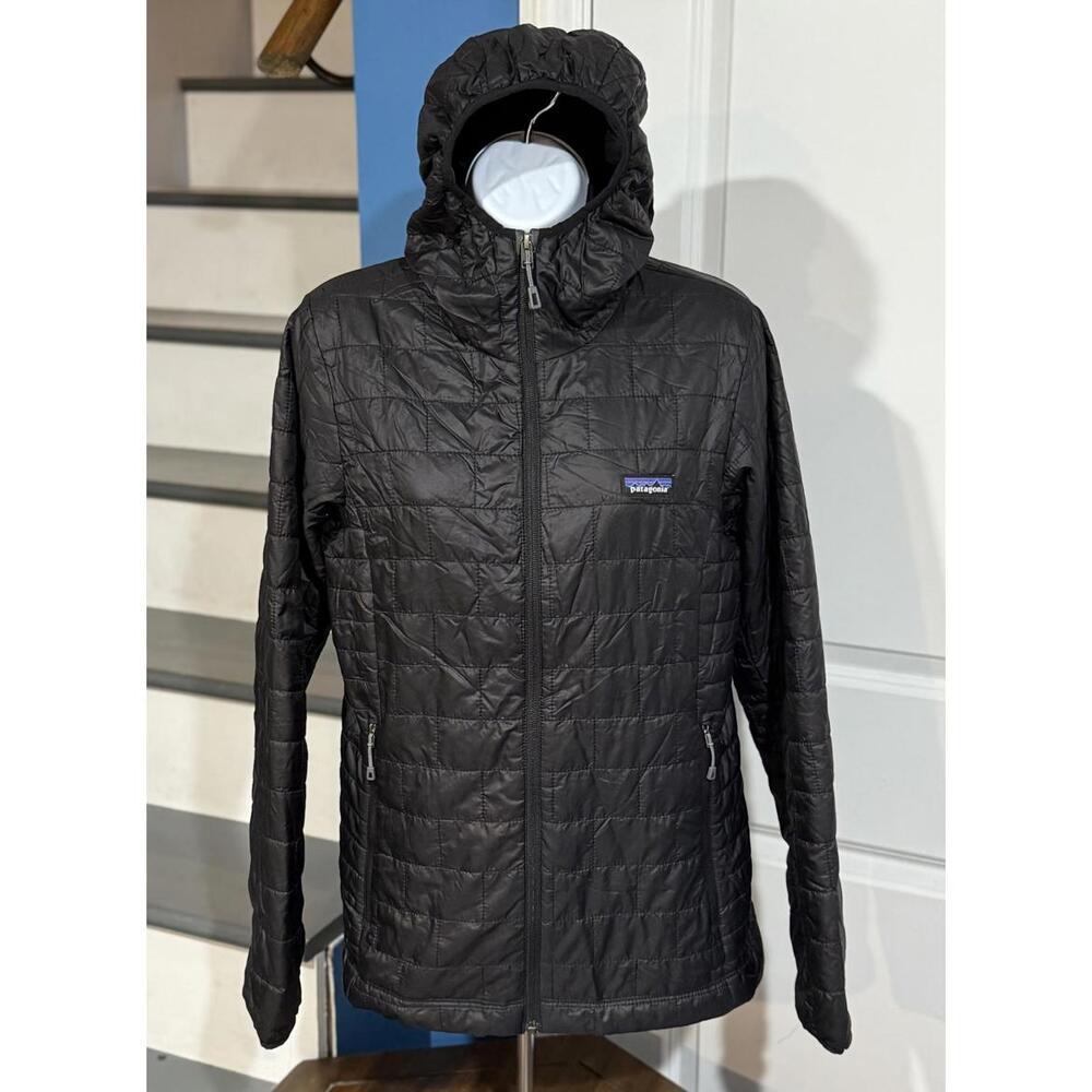 Women's Size Medium Patagonia Nano Puff Hooded Full Zip Insulated Black Jacket